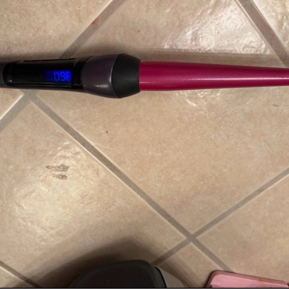 Remington Pink and Black Hair Styling Wand